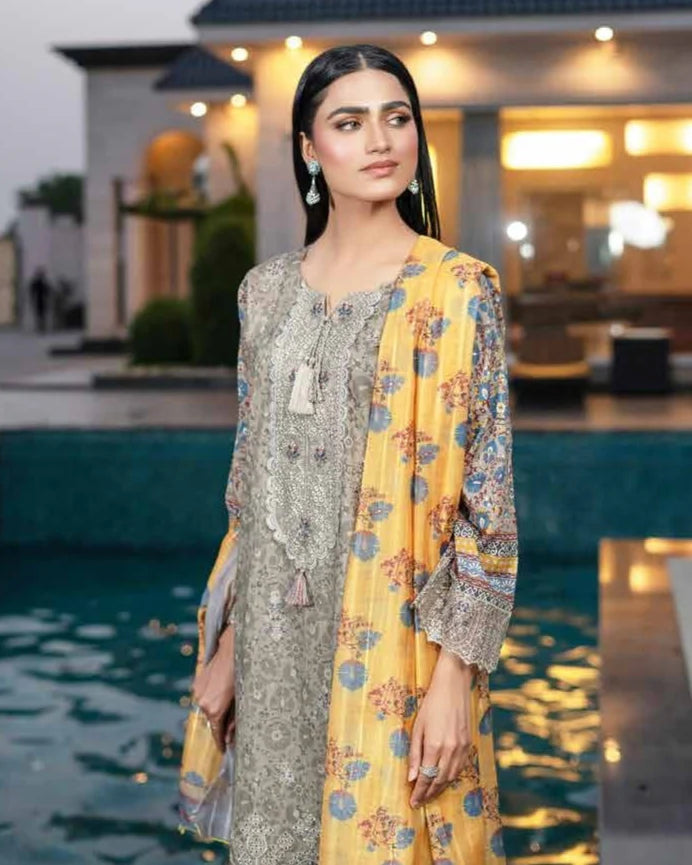 Munira Mehak Lawn Grey