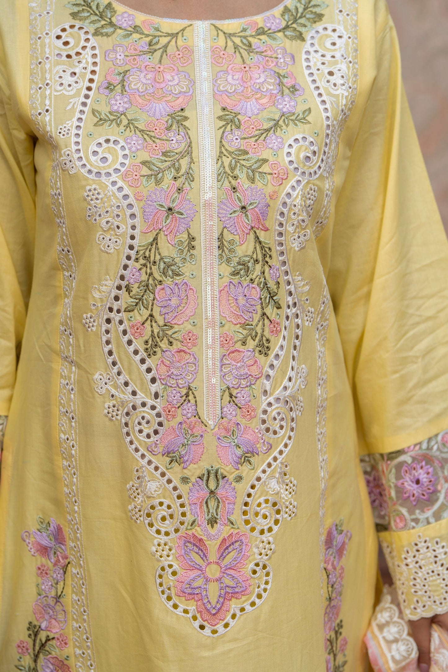 Karma 1414 Butter Yellow