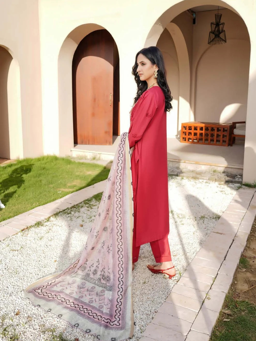Munira Sitara Lawn Blood Red